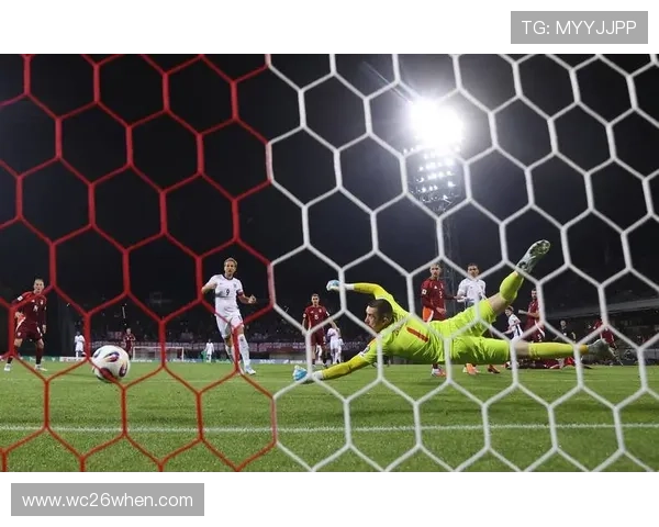 历届世界杯晋级球队一览表，回顾历史晋级情况及各届比赛精彩瞬间集锦